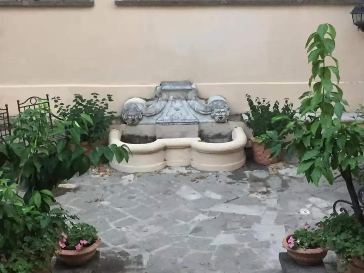 Luxury House With Private Garden Villa Rome Italy